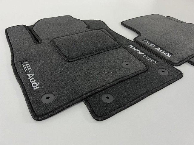 Коврики текстильные для Audi Q3 (F3) 2018 - ... Коврики текстильные для Audi Q3 (F3) 2018 - ...