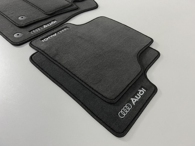 Коврики текстильные для Audi Q3 (F3) 2018 - ... Коврики текстильные для Audi Q3 (F3) 2018 - ...