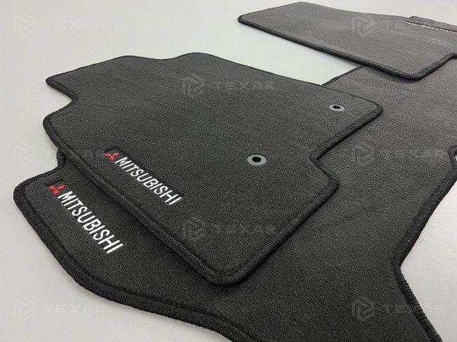 Коврики текстильные для Mitsubishi Pajero III/IV 1999-... 5D Коврики текстильные для Mitsubishi Pajero III/IV 1999-... 5D