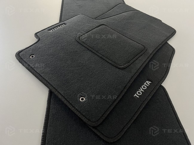 Коврики текстильные для Toyota Highlander II (U40) 2007-2013 Коврики текстильные для Toyota Highlander II (U40) 2007-2013