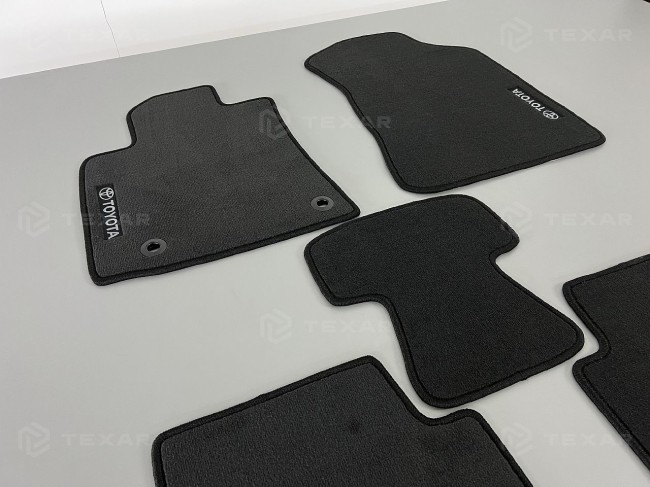 Коврики текстильные для Toyota Tundra II CrewMax 2007 - 2013 Коврики текстильные для Toyota Tundra II CrewMax 2007 - 2013