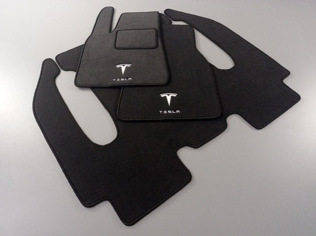 Коврики текстильные для Tesla Model X I (6 мест) 2015-... Коврики текстильные для Tesla Model X I (6 мест) 2015-...