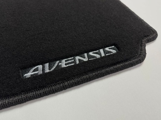 Коврики текстильные для Toyota Avensis II 2003-2009 Коврики текстильные для Toyota Avensis II 2003-2009