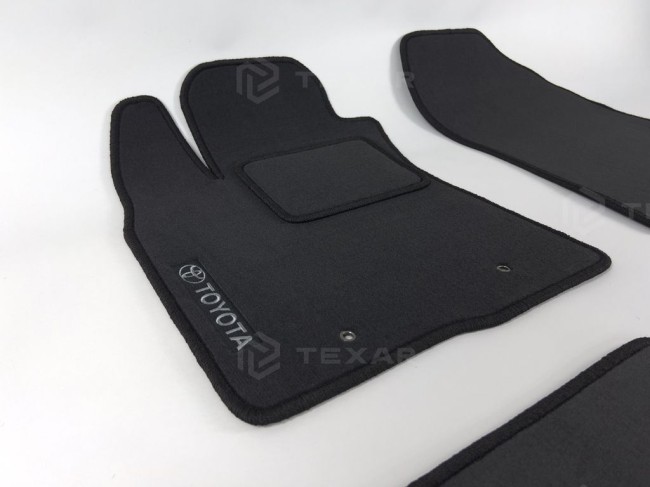 Коврики текстильные для Toyota Avensis III 2008-2011 Коврики текстильные для Toyota Avensis III 2008-2011