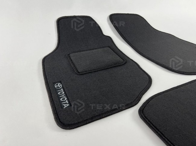 Коврики текстильные для Toyota Hilux VII Restyle 2011-2015 Коврики текстильные для Toyota Hilux VII Restyle 2011-2015