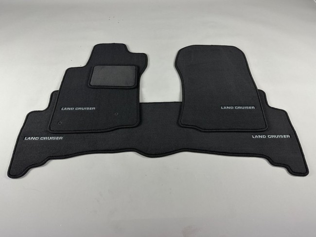 Коврики текстильные для Toyota Land Cruiser 150 Restyle Prado 2013-... Коврики текстильные для Toyota Land Cruiser 150 Restyle Prado 2013-...