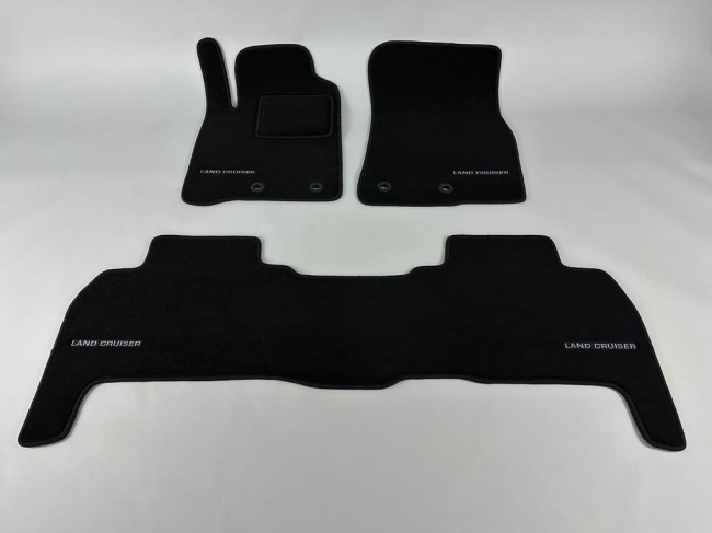 Коврики текстильные для Toyota Land Cruiser 200 Restyle 2012-2021 Коврики текстильные для Toyota Land Cruiser 200 Restyle 2012-2021
