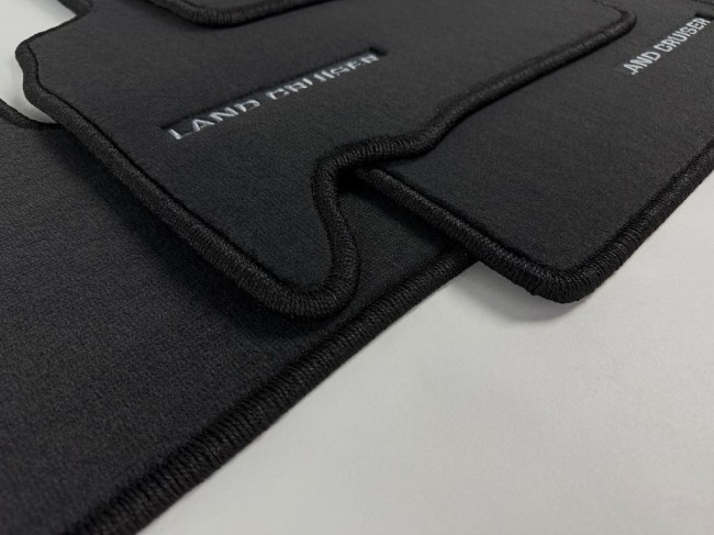 Коврики текстильные для Toyota Land Cruiser 80 1989-1998 Коврики текстильные для Toyota Land Cruiser 80 1989-1998