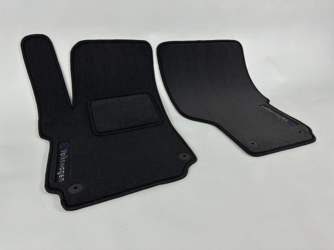 Коврики текстильные для Volkswagen Amarok I 2010-... Коврики текстильные для Volkswagen Amarok I 2010-...