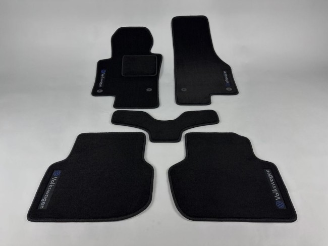 Коврики текстильные для Volkswagen Jetta VI 2010-2018 Коврики текстильные для Volkswagen Jetta VI 2010-2018