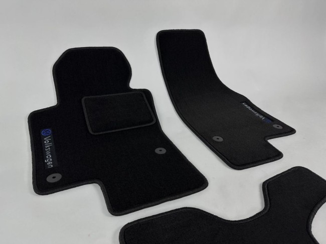 Коврики текстильные для Volkswagen Jetta VI 2010-2018 Коврики текстильные для Volkswagen Jetta VI 2010-2018