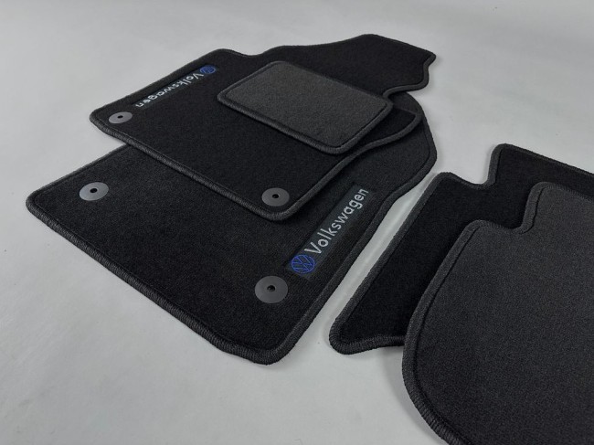 Коврики текстильные для Volkswagen Touran I 2003-2010 Коврики текстильные для Volkswagen Touran I 2003-2010