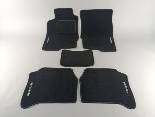 Коврики текстильные для Mitsubishi Galant VIII 1996-2006 Коврики текстильные для Mitsubishi Galant VIII 1996-2006