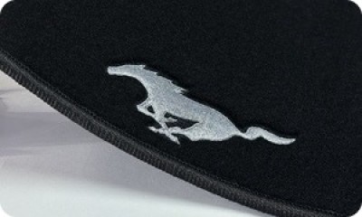 Вышивка Mustang Вышивка Mustang