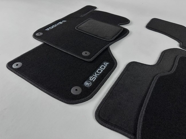 Коврики текстильные для Skoda Superb II 2008-2015 Коврики текстильные для Skoda Superb II 2008-2015