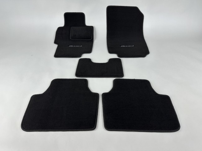 Коврики текстильные для Honda Accord VII 2002-2008 Коврики текстильные для Honda Accord VII 2002-2008