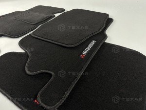 Коврики текстильные для Mitsubishi Pajero II 1991-2004 5D